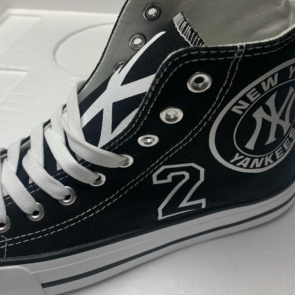 Custom New York yankee sneakers